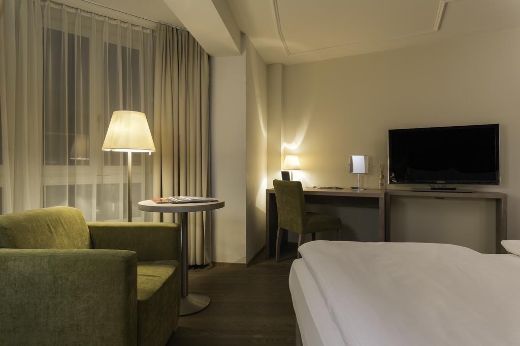 Platzhirsch Zuerich - Downtown Boutique Hotel & Sushi Lounge Dış mekan fotoğraf
